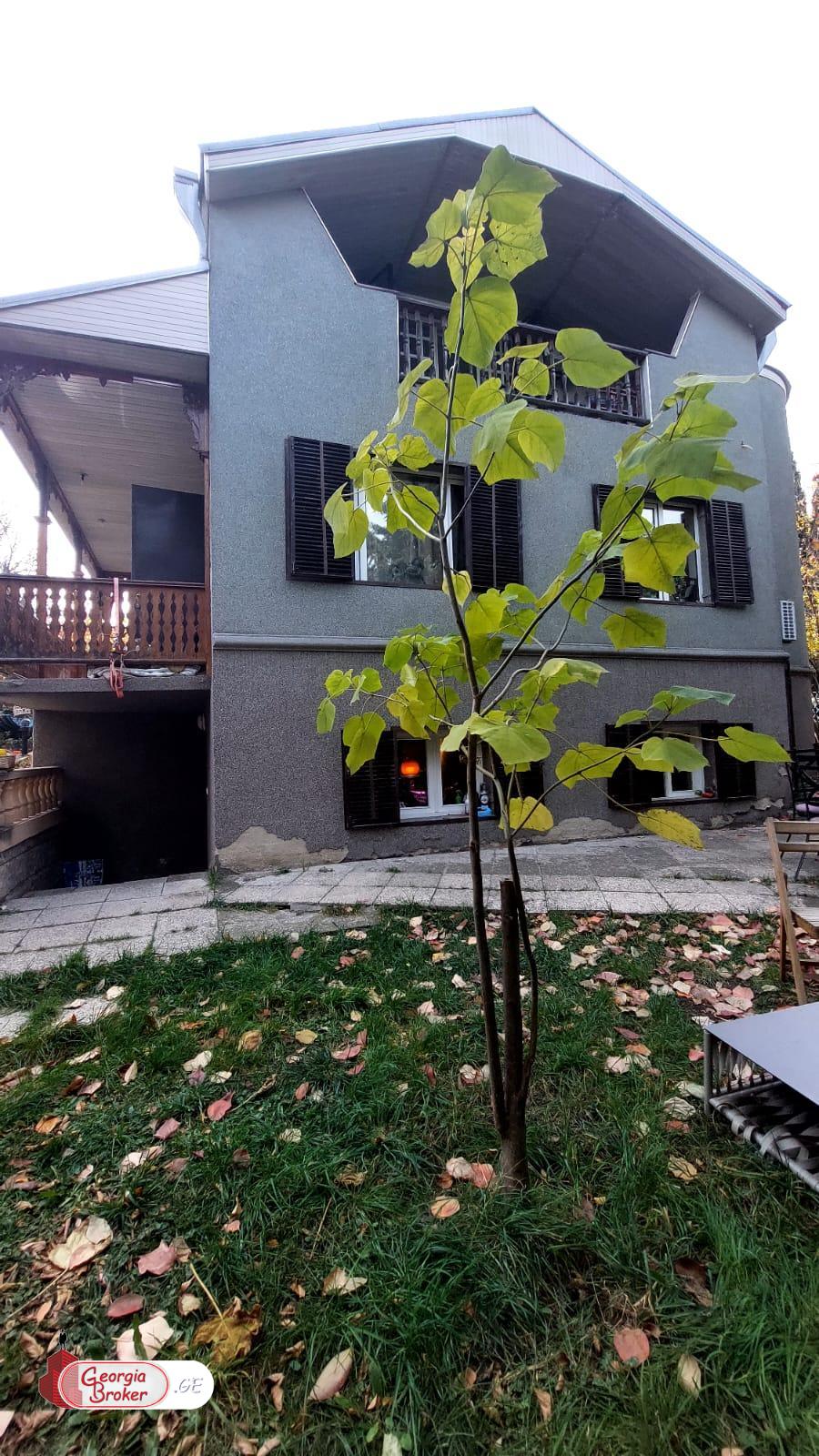 იყიდება ახალი გარემონტებული 5 ოთახიანი  აგარაკი წეროვანში